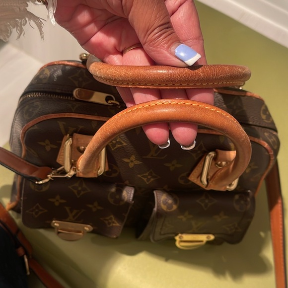 LV manhattan bag - Picture 3 of 11